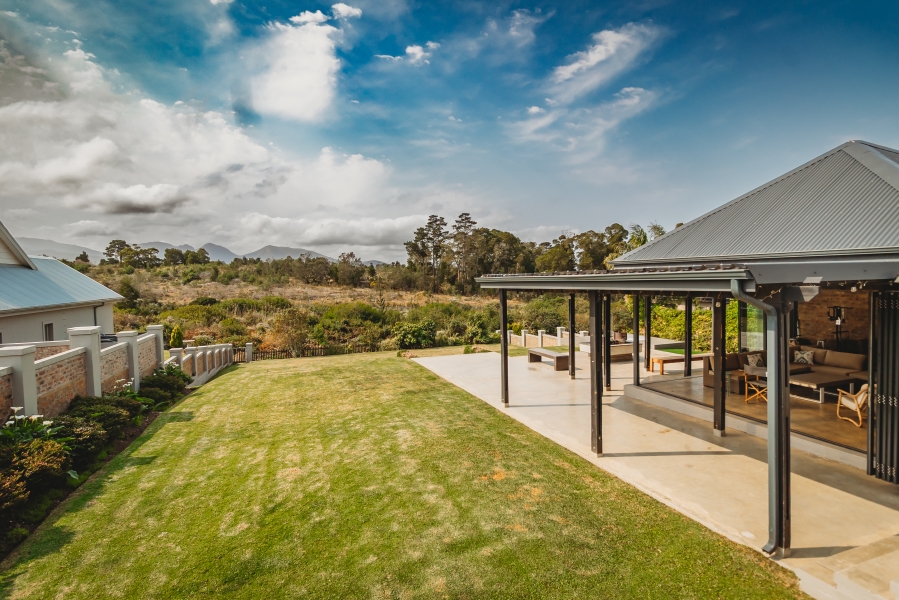 5 Bedroom Property for Sale in Kraaibosch Country Estate Western Cape